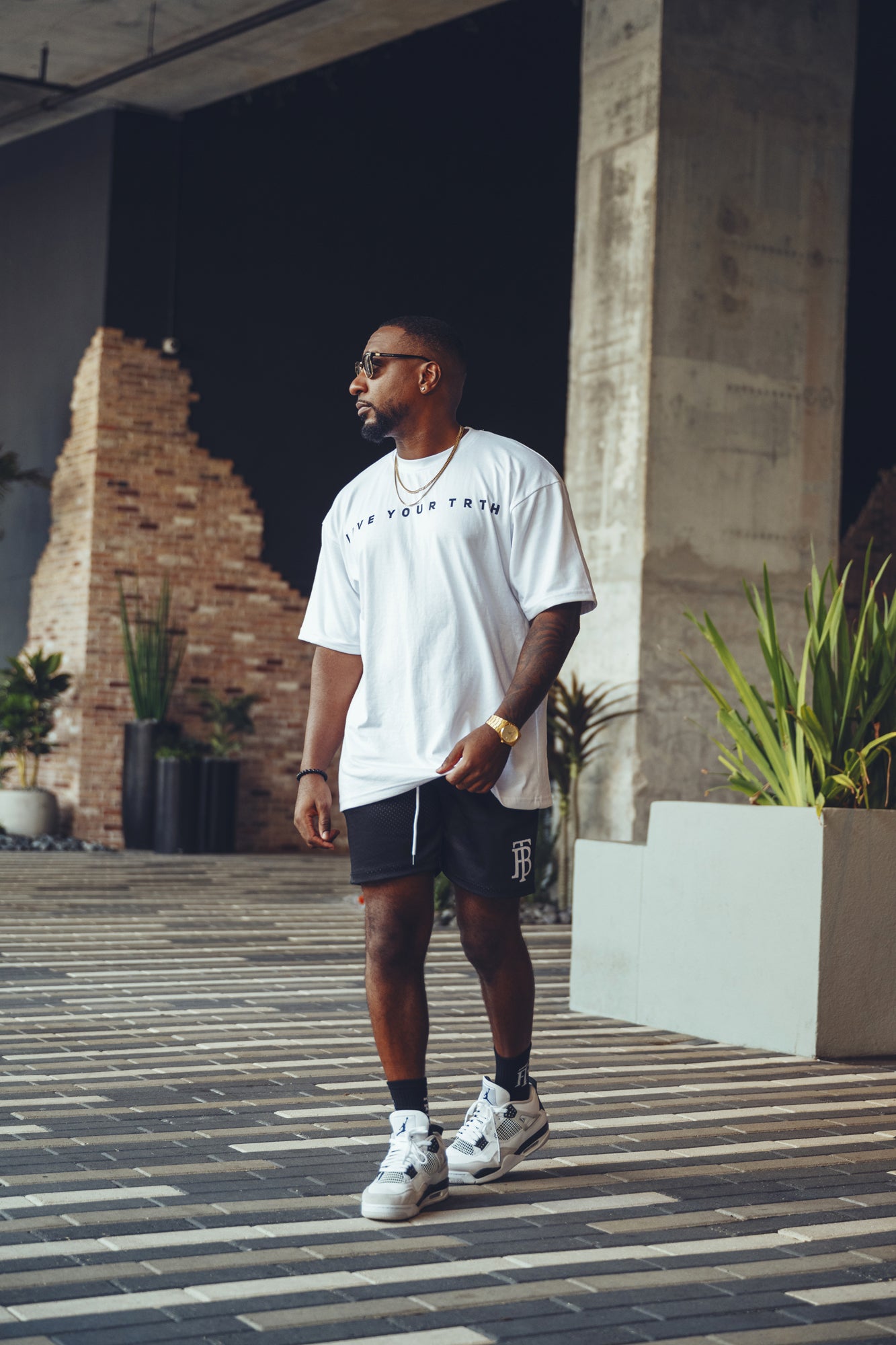 Icon Shorts - Black