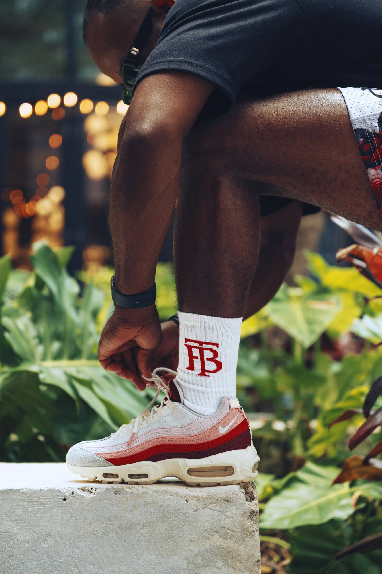 Lifestyle Crew Socks - White/Red