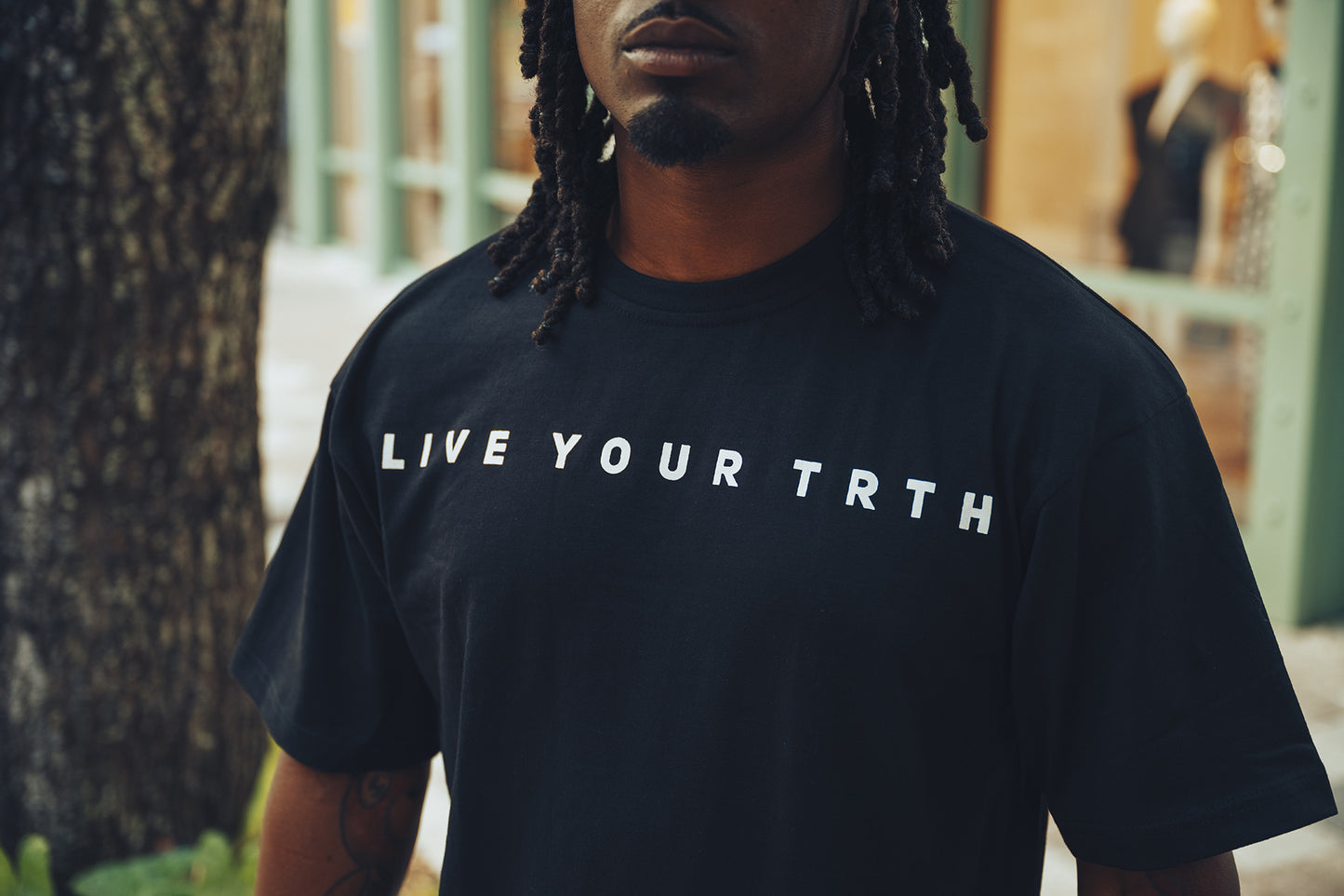 Bold Oversized Tee - Black