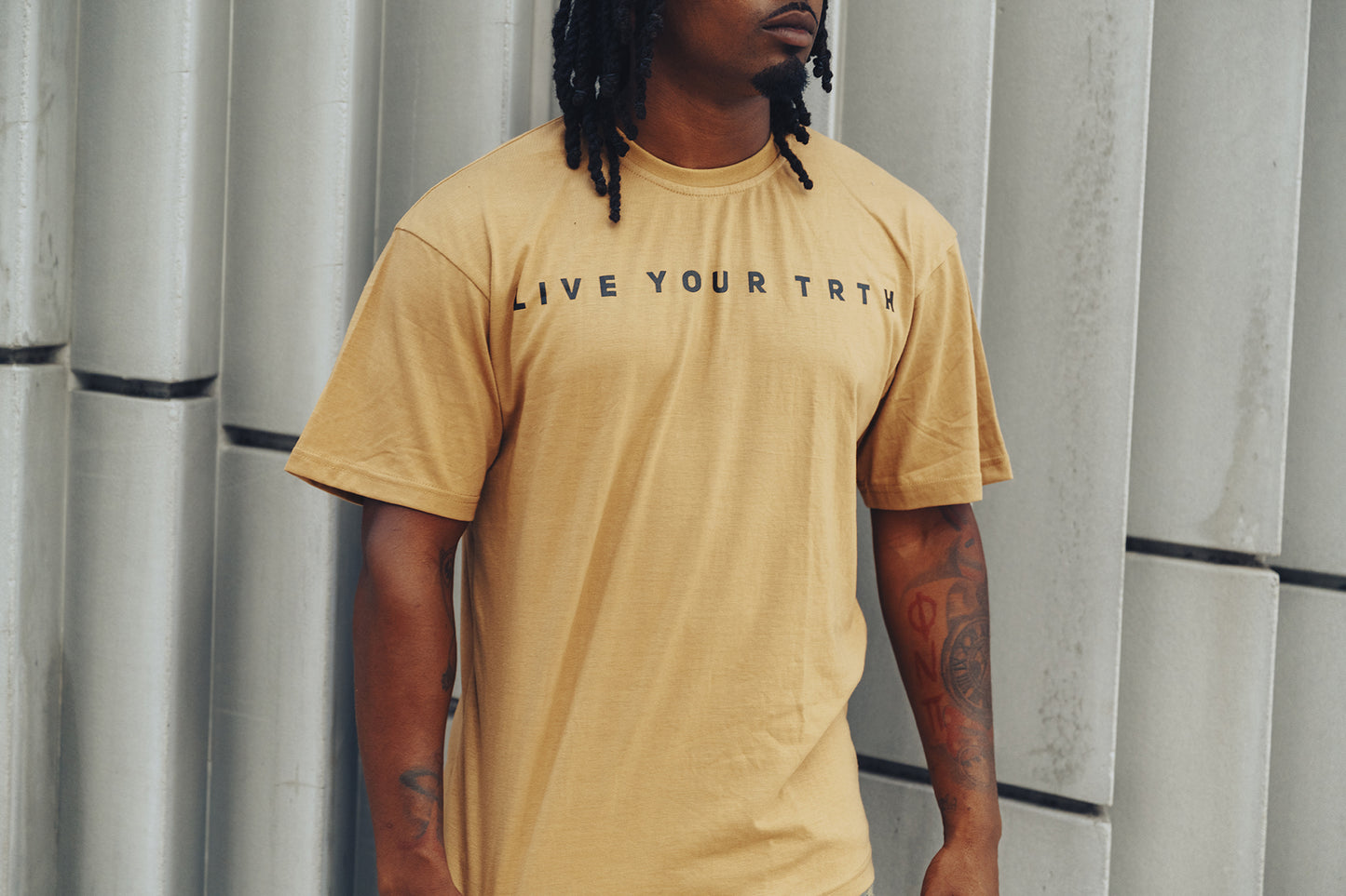 Bold Oversized Tee - Sand